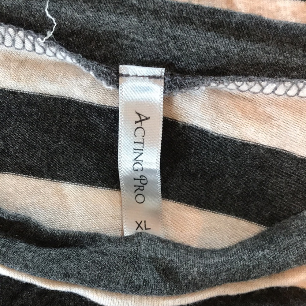 Acting Pro Long Sleeve Tee w/ elbow patches - Picture 3 of 4